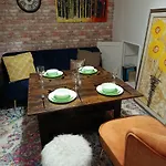 Maison De La Liberte - Petite Maison A 4 Etages Holiday home