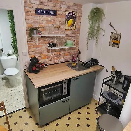 Maison De La Liberte - Petite Maison A 4 Etages Holiday home *